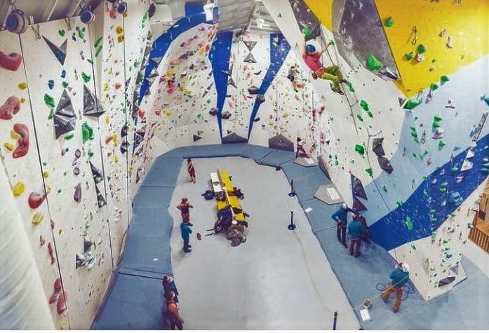 Escuela infantil de escalada Sputnik Climbing Center - Mammaproof Madrid